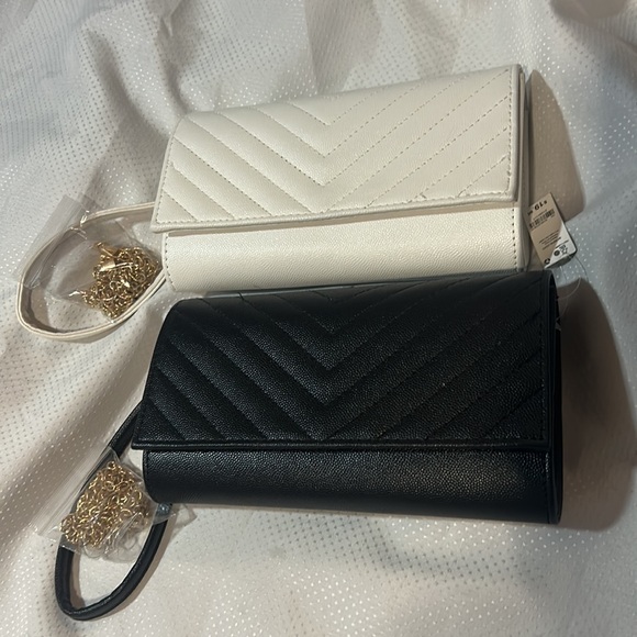 Ardene Clutch Bundle Black & White Both Identical with Shoulder Strap Chain - Picture 2 of 6